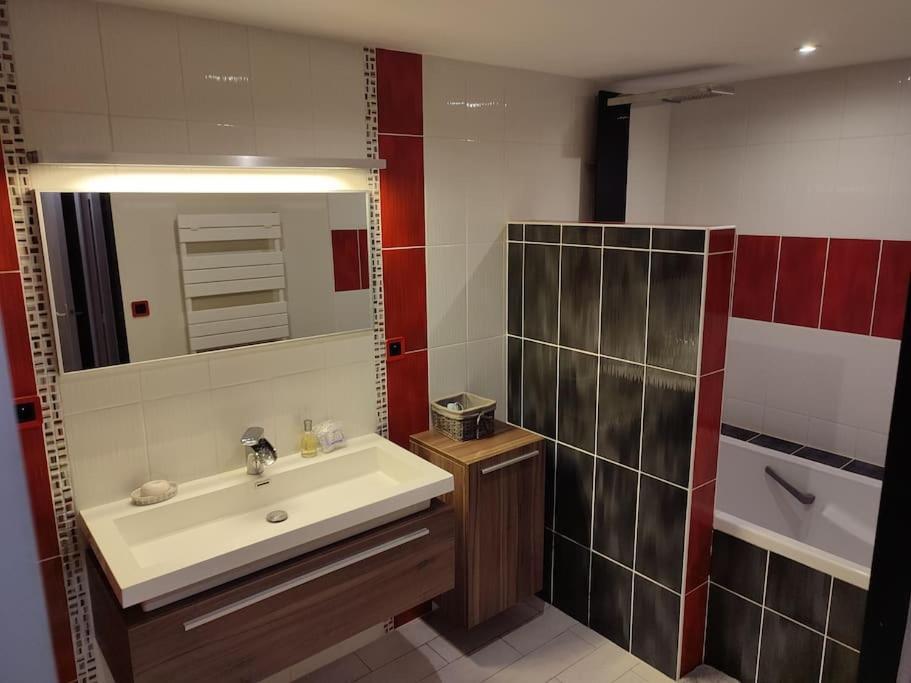 Grand T2 Lumineux Viarme/Talensac Avec Parking Leilighet Nantes Eksteriør bilde